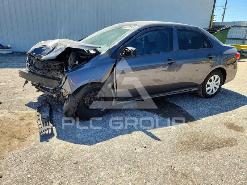 2013 Toyota COROLLA photo