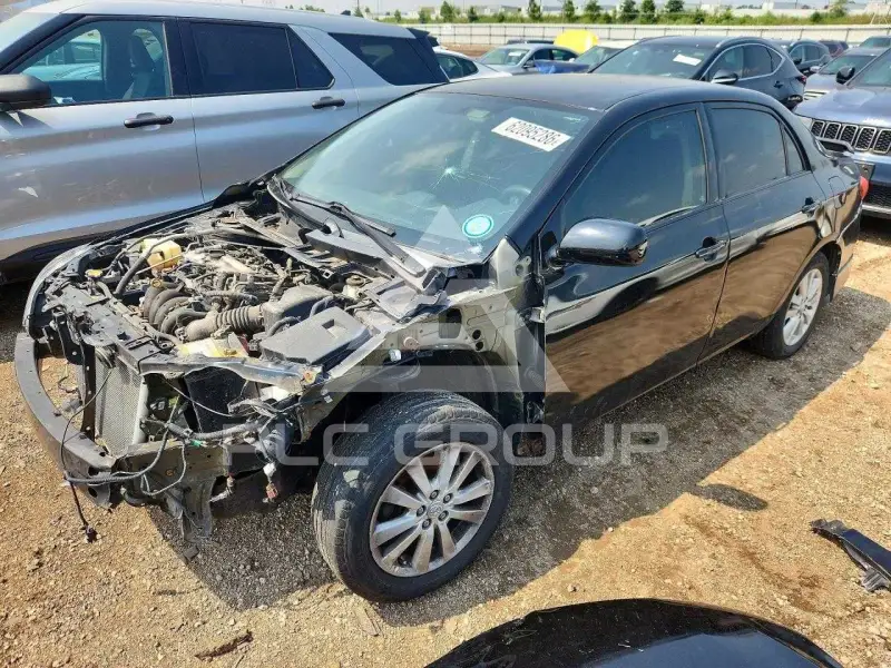 2013 Toyota COROLLA photo