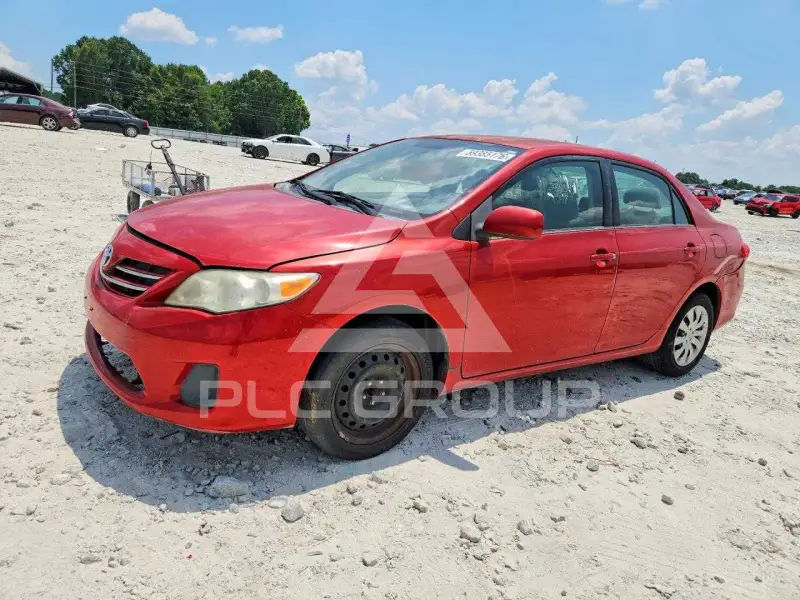 2013 Toyota COROLLA фото