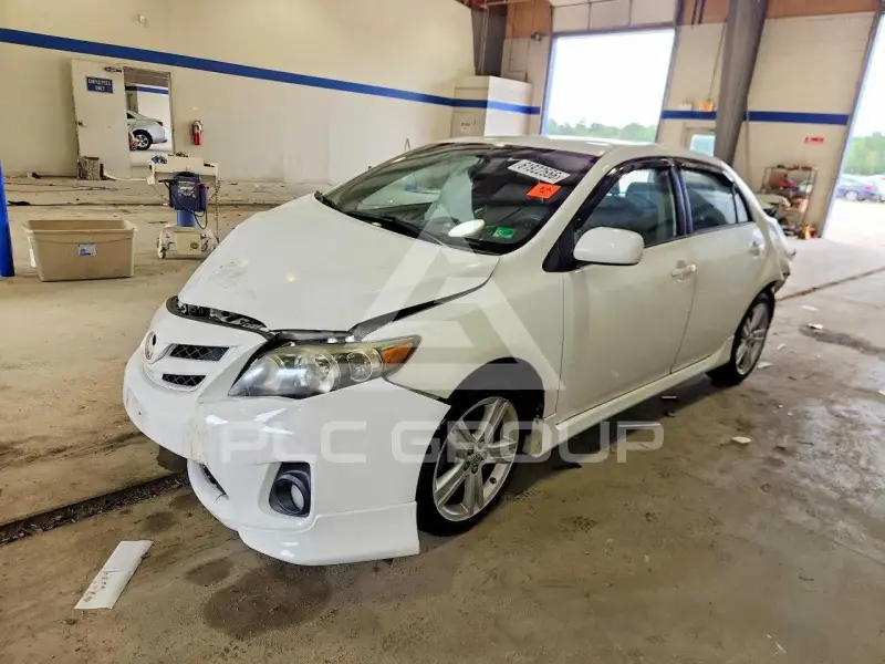 2013 Toyota COROLLA photo
