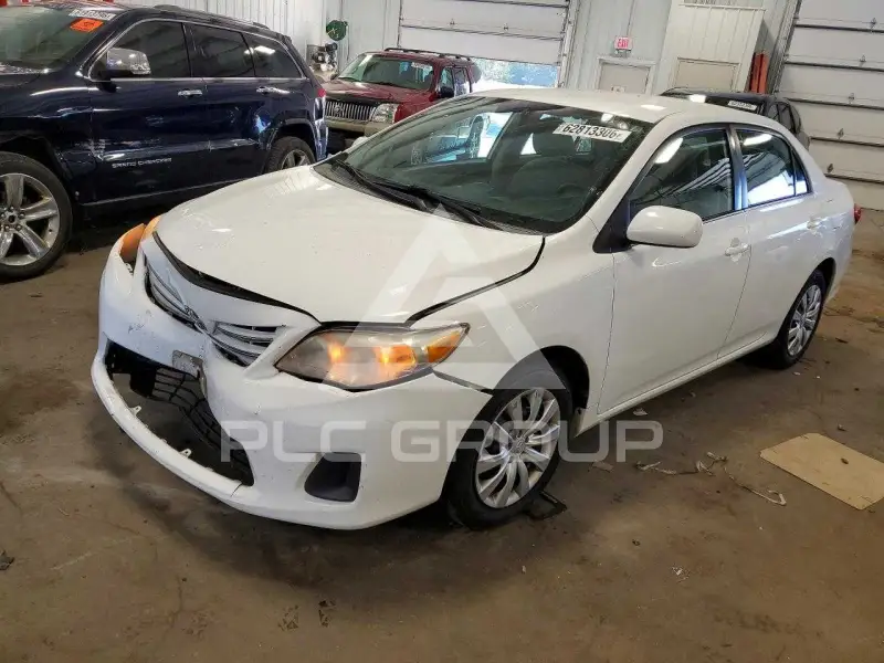 2013 Toyota COROLLA photo