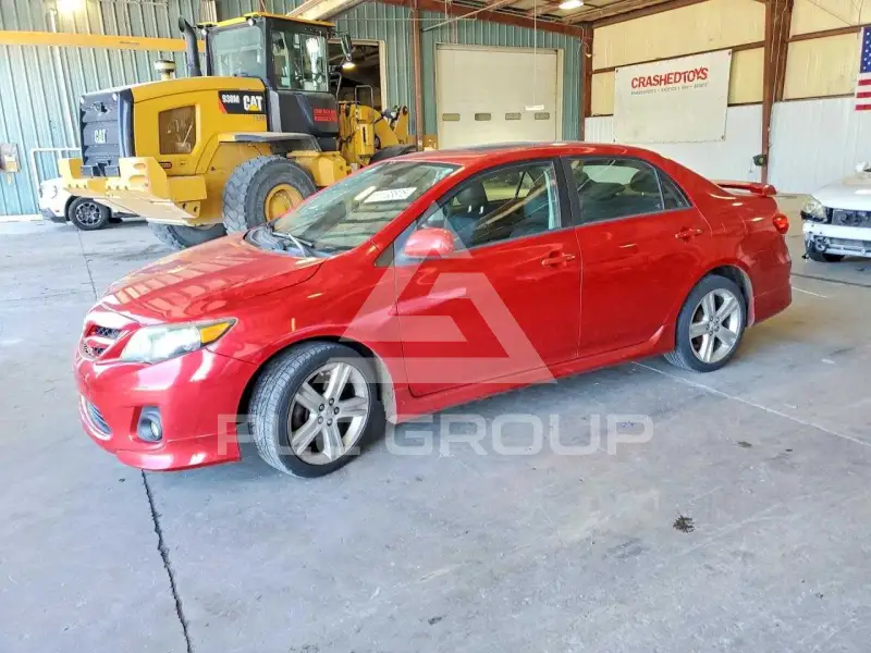 2013 Toyota COROLLA photo