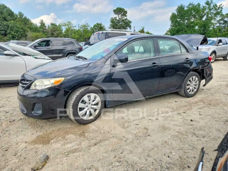 2013 Toyota COROLLA photo