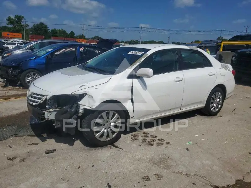 2013 Toyota COROLLA photo