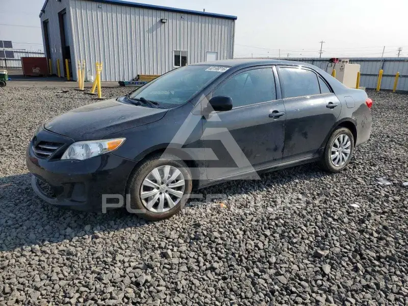 2013 Toyota COROLLA фото