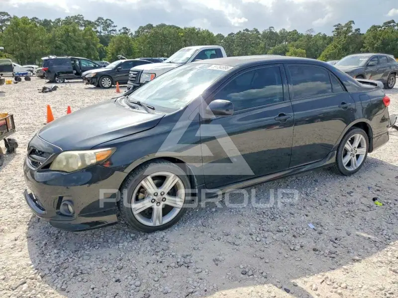2013 Toyota COROLLA photo
