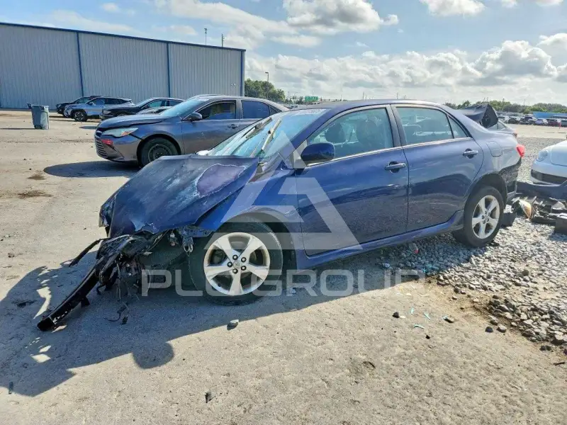 2013 Toyota COROLLA photo