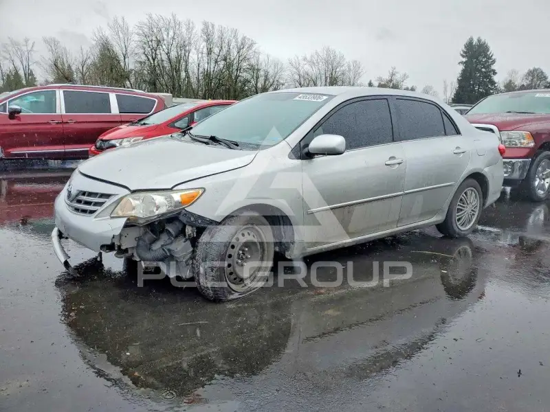 2013 Toyota COROLLA photo