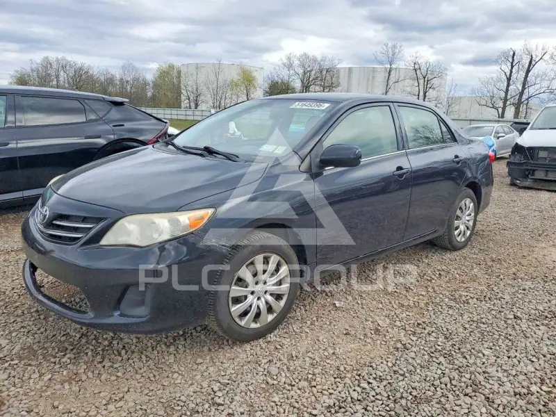 2013 Toyota COROLLA фото