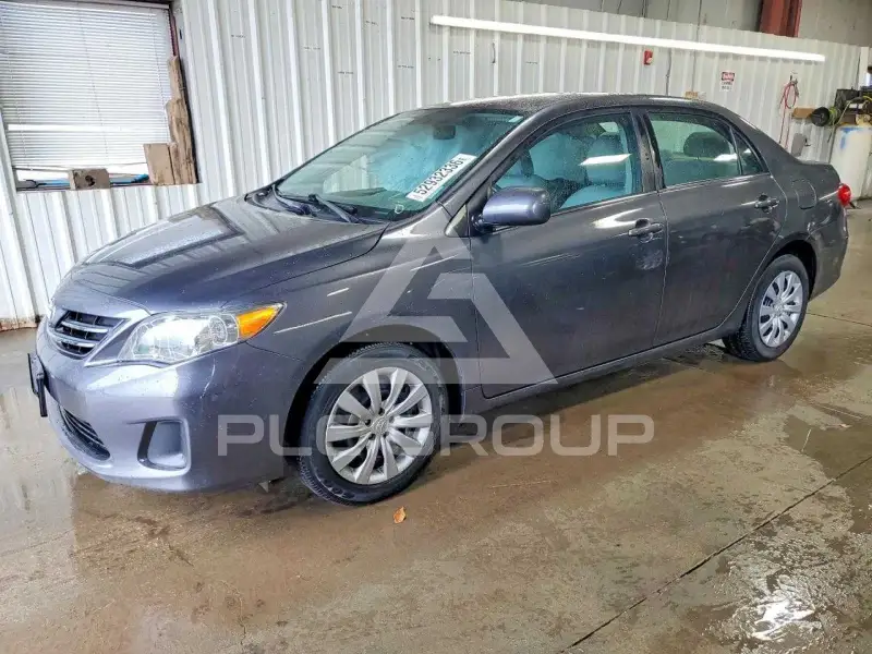 2013 Toyota COROLLA photo