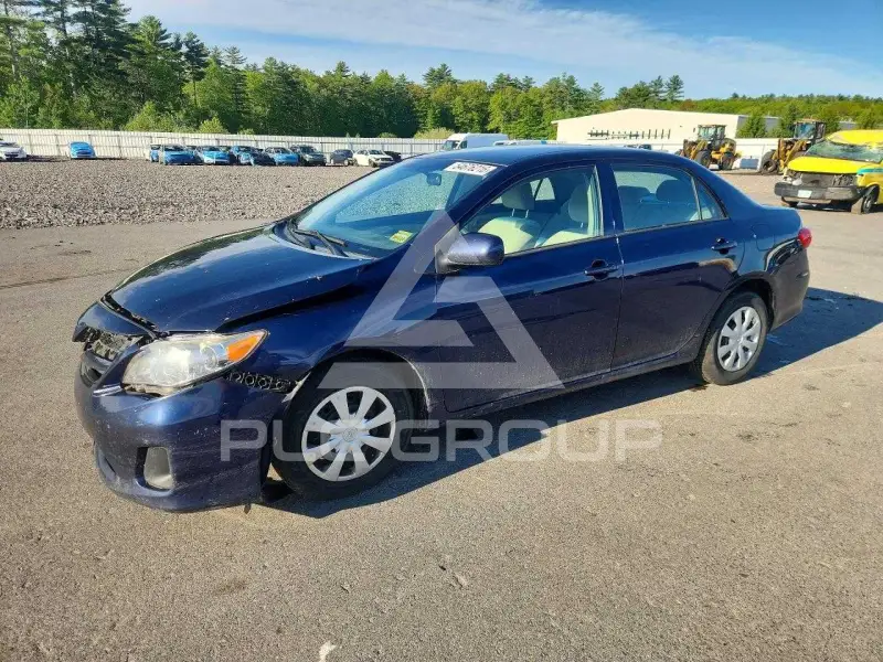 2013 Toyota COROLLA photo
