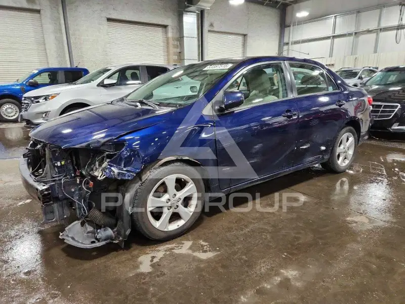 2013 Toyota COROLLA photo