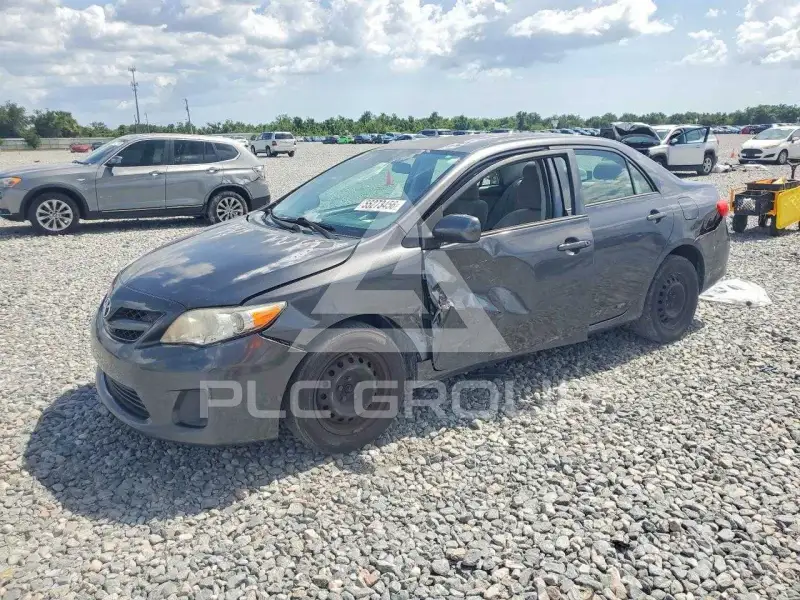 2013 Toyota COROLLA photo