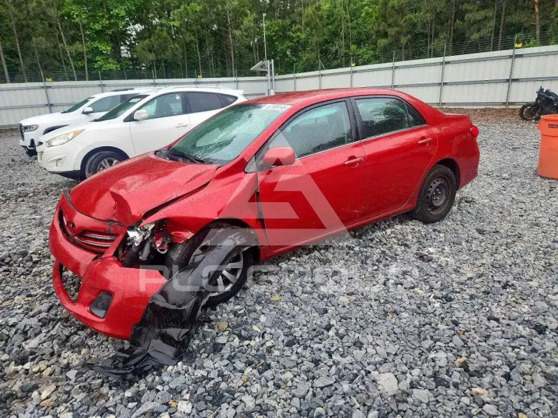 2013 Toyota COROLLA photo
