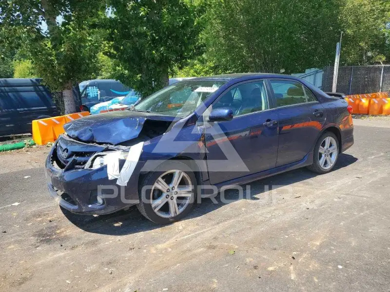 2013 Toyota COROLLA photo