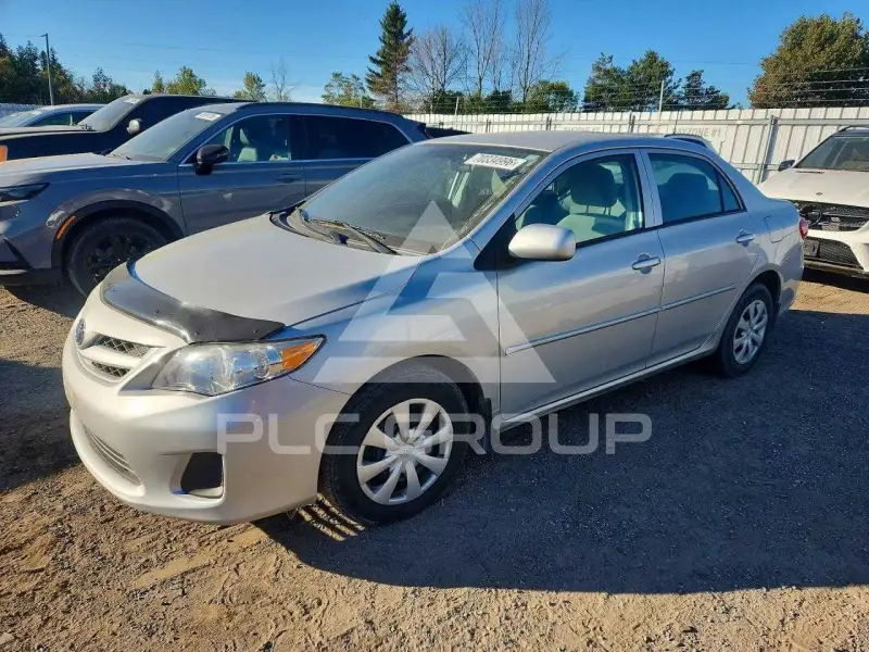 2013 Toyota COROLLA photo