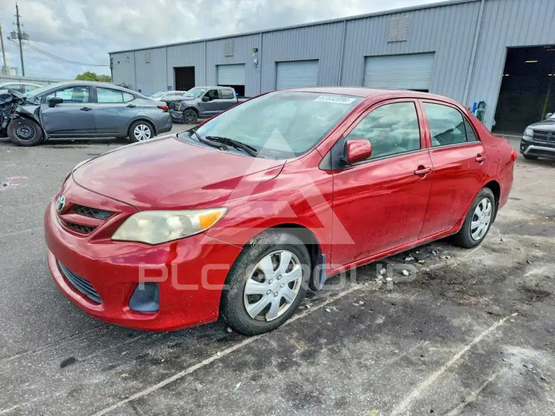 2013 Toyota COROLLA photo