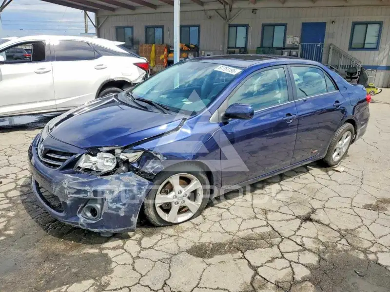 2013 Toyota COROLLA photo