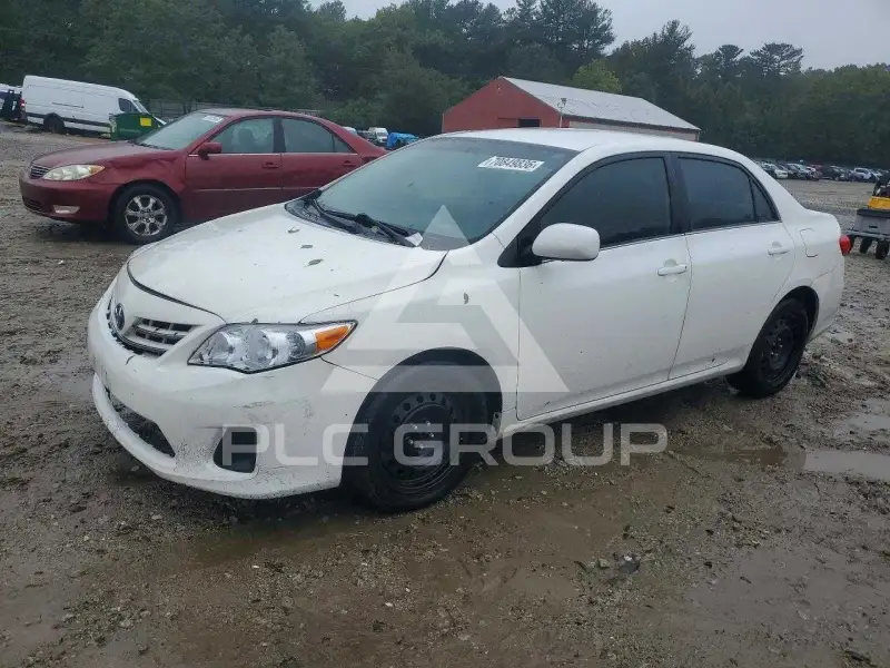 2013 Toyota COROLLA фото