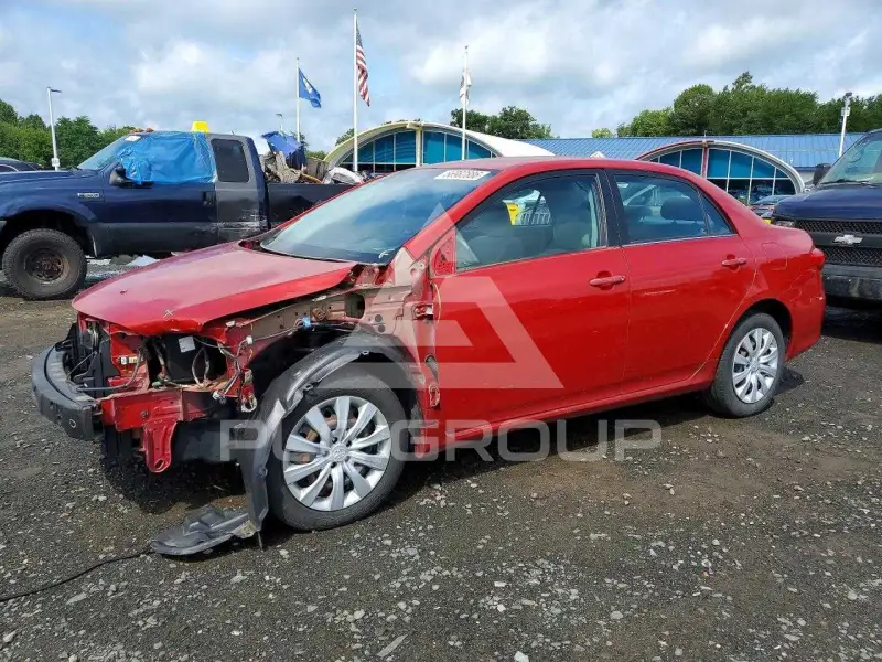 2013 Toyota COROLLA photo