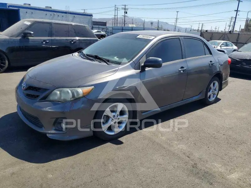 2013 Toyota COROLLA photo