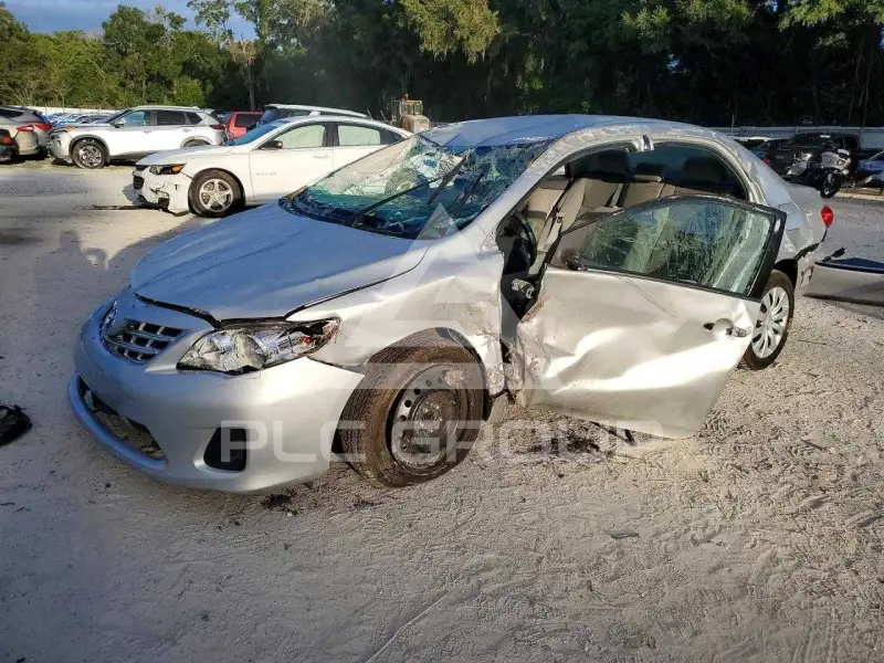 2013 Toyota COROLLA photo