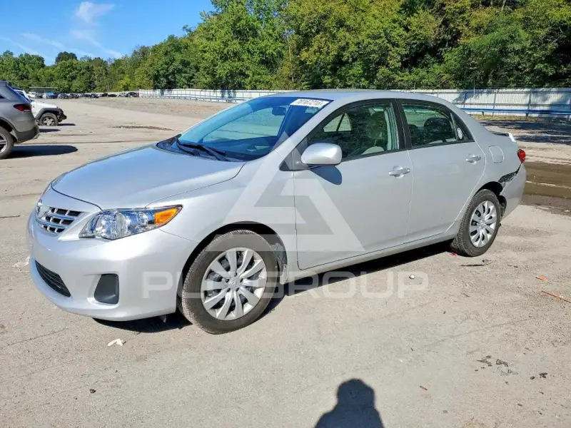 2013 Toyota COROLLA photo