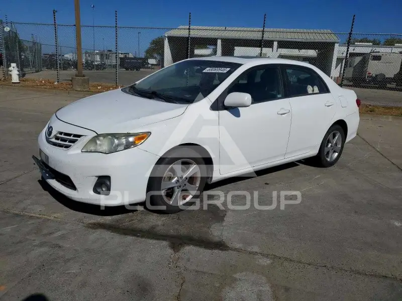 2013 Toyota COROLLA photo