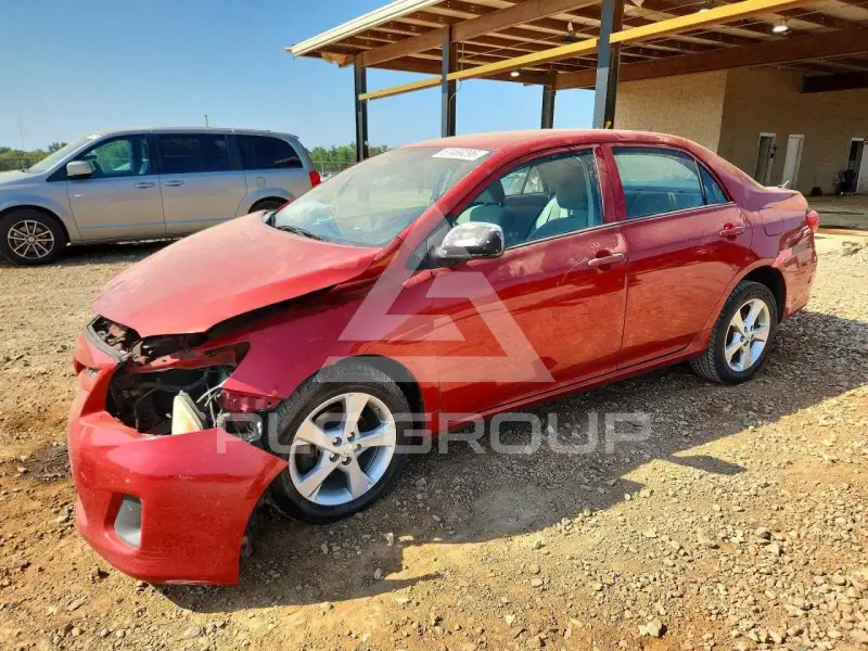 2013 Toyota COROLLA photo
