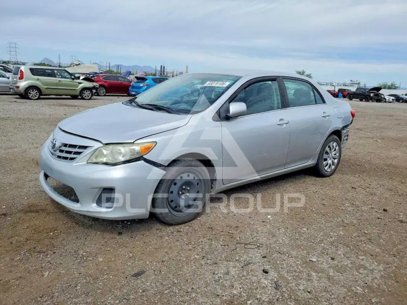 2013 Toyota COROLLA photo