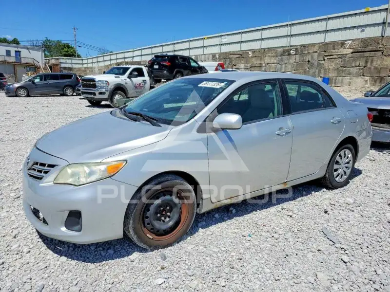 2013 Toyota COROLLA photo