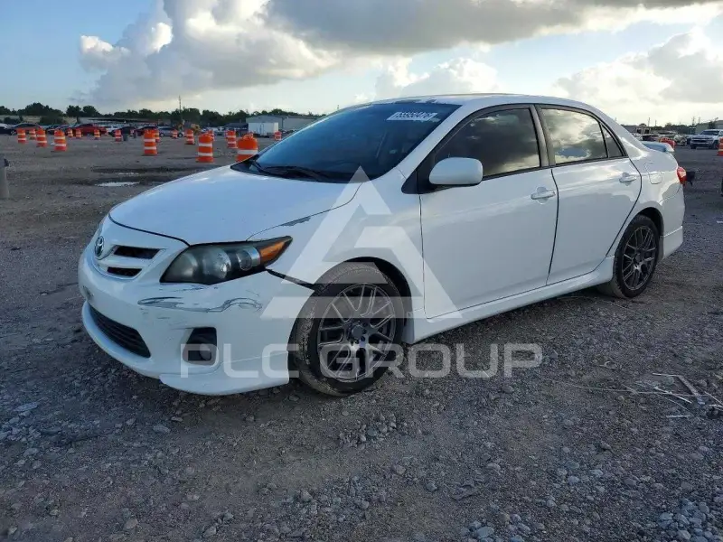 2013 Toyota COROLLA photo