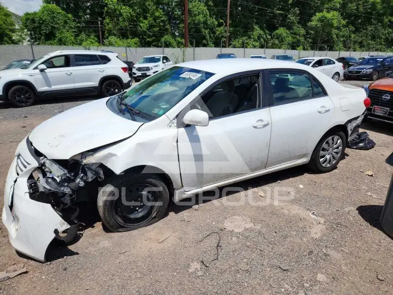 2013 Toyota COROLLA photo