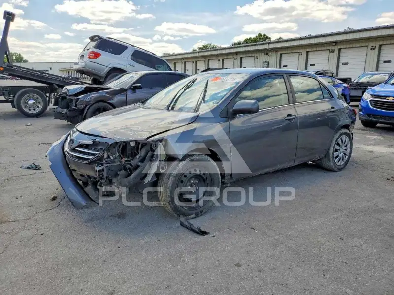 2013 Toyota COROLLA photo