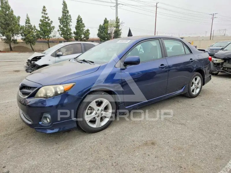 2013 Toyota COROLLA photo