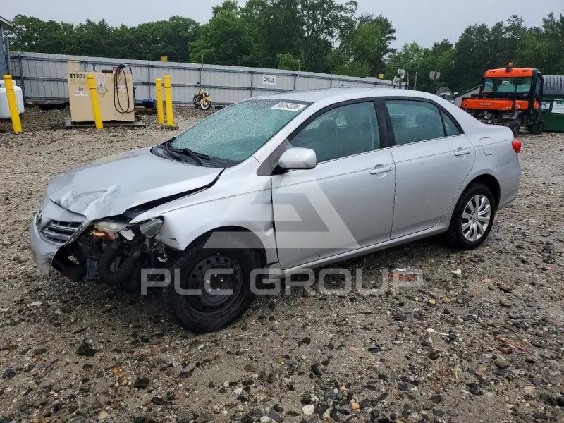 2013 Toyota COROLLA photo