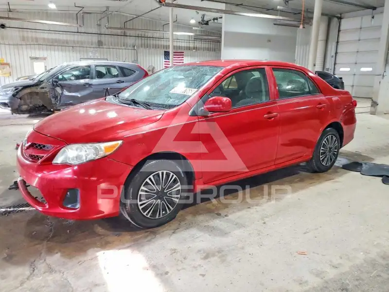 2013 Toyota COROLLA photo
