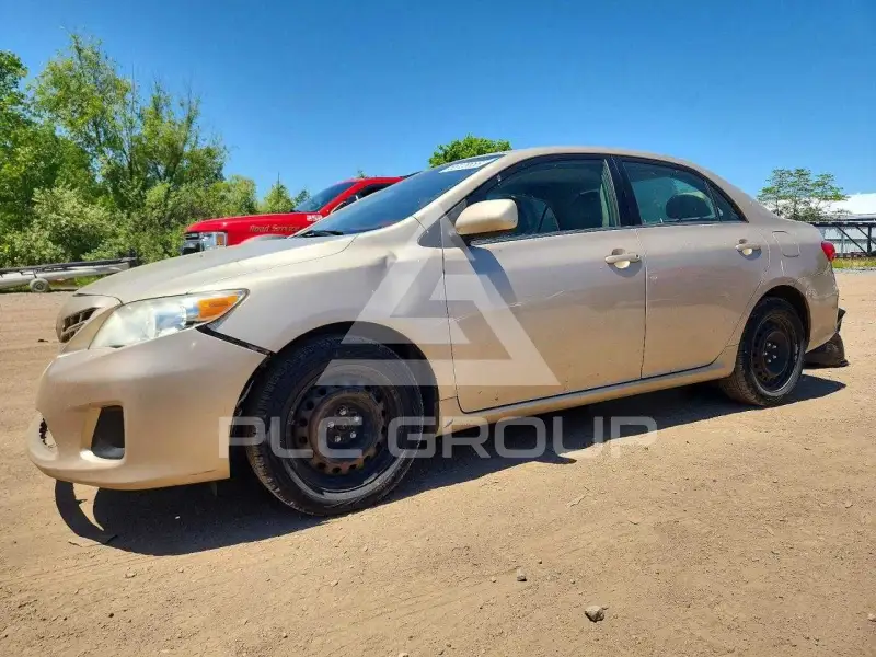 2013 Toyota COROLLA photo