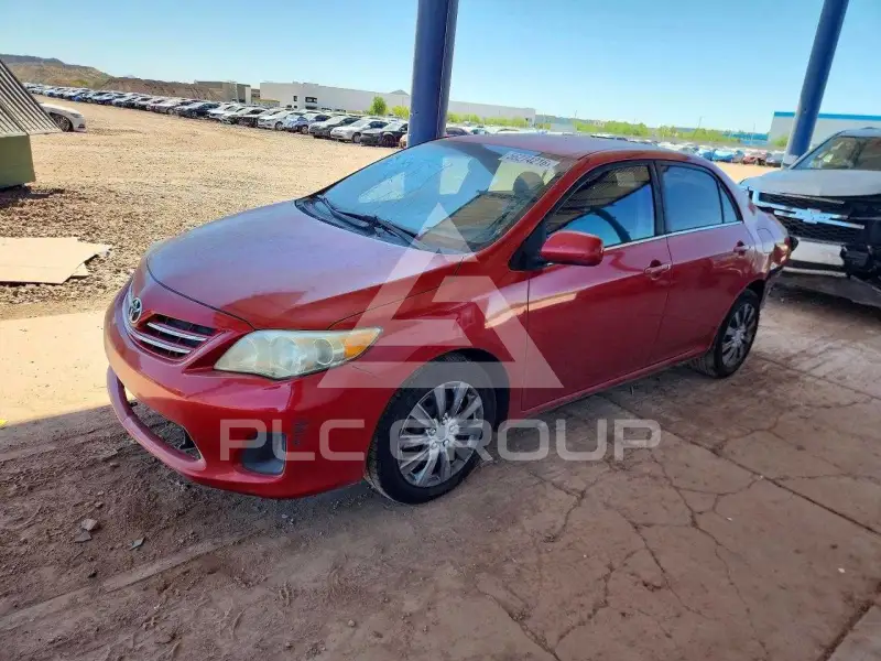 2013 Toyota COROLLA фото