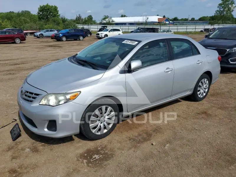2013 Toyota COROLLA photo