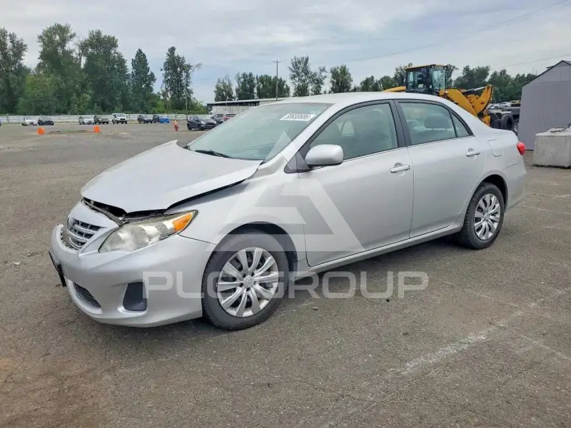 2013 Toyota COROLLA photo