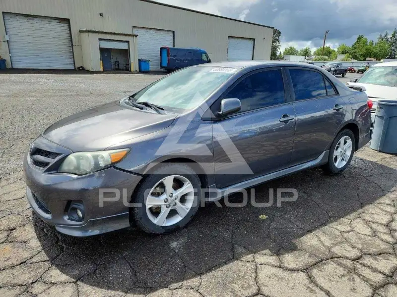 2013 Toyota COROLLA photo