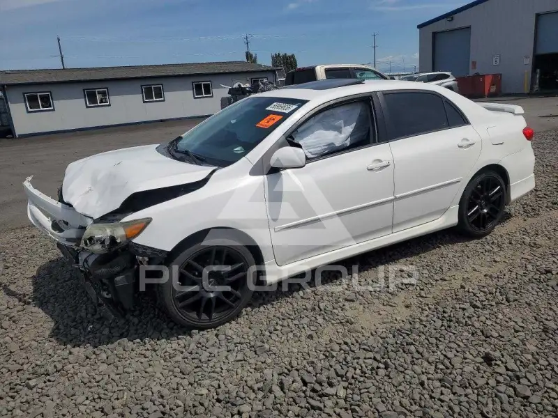 2013 Toyota COROLLA фото