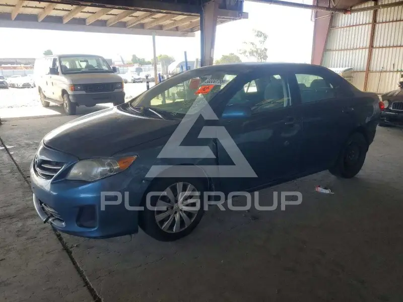 2013 Toyota COROLLA photo