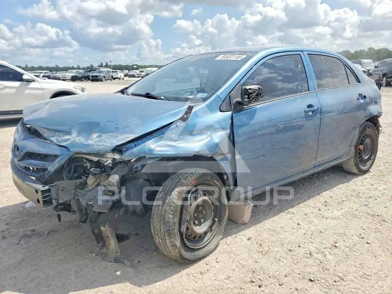 2013 Toyota COROLLA photo