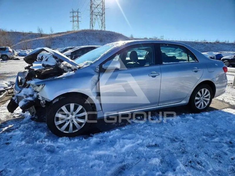 2013 Toyota COROLLA photo
