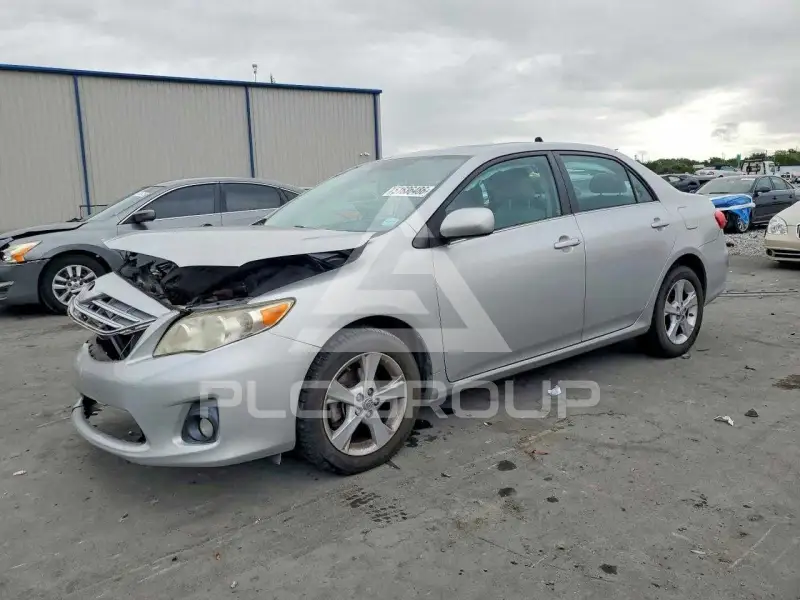 2013 Toyota COROLLA photo