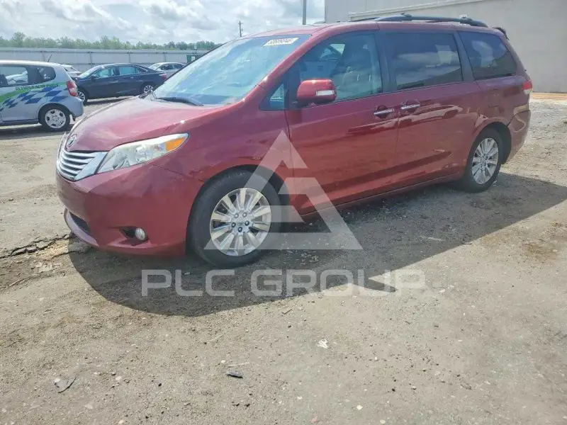 2013 Toyota SIENNA фото