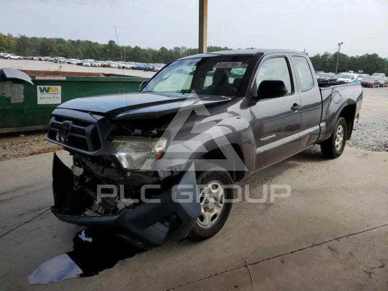 2013 Toyota TACOMA photo