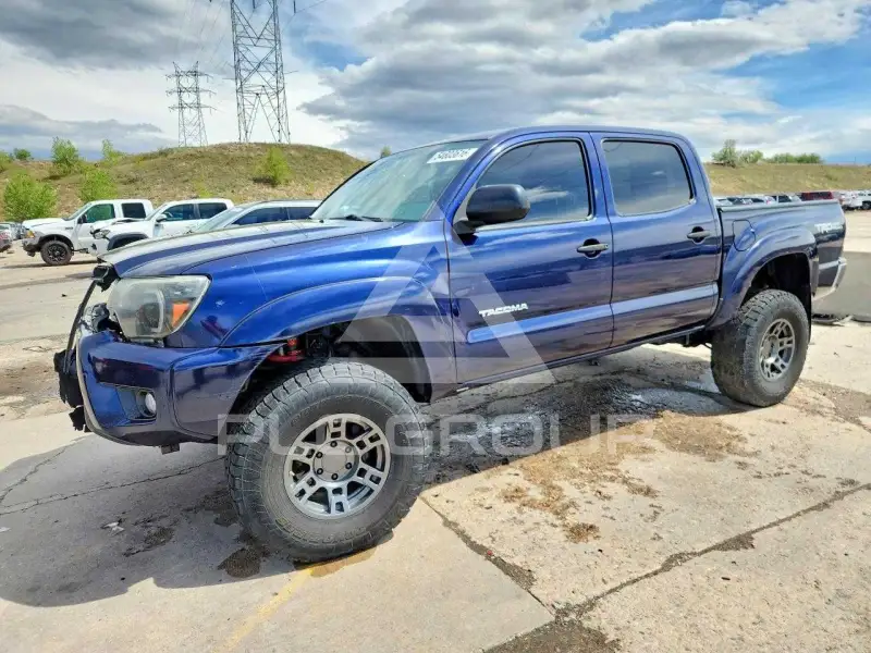2013 Toyota TACOMA photo